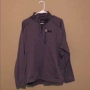 Men’s grey under armour pull over. Size large